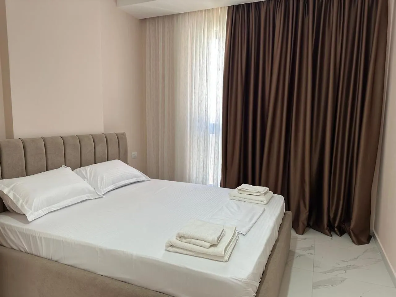 Adan Luxury Aparthotel Orikum 0*,