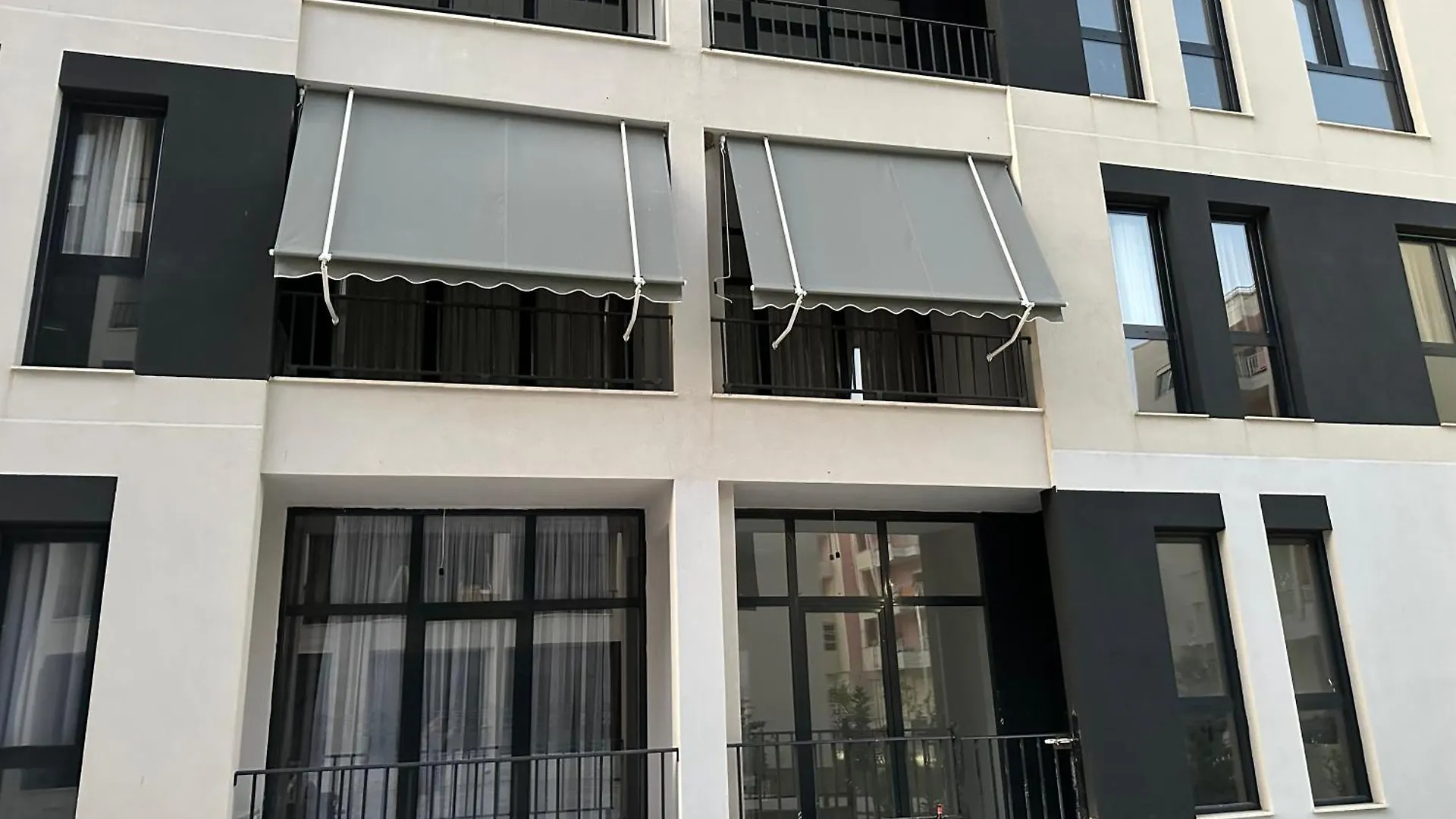 アパート Adan Luxury Aparthotel オリクム