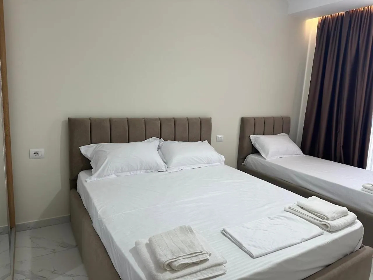 Adan Luxury Aparthotel Orikum Apartment